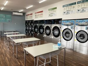 クリーニングドクター・コインランドリー ハローズ東予店